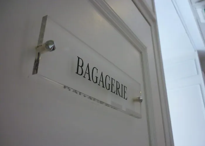 Des Arts - Cite Bergere Ξενοδοχείο