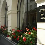 Hotel Des Arts - Cite Bergere
