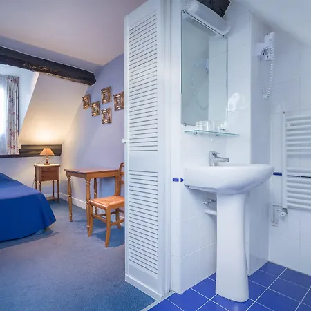 Otel Des Arts - Cite Bergere
